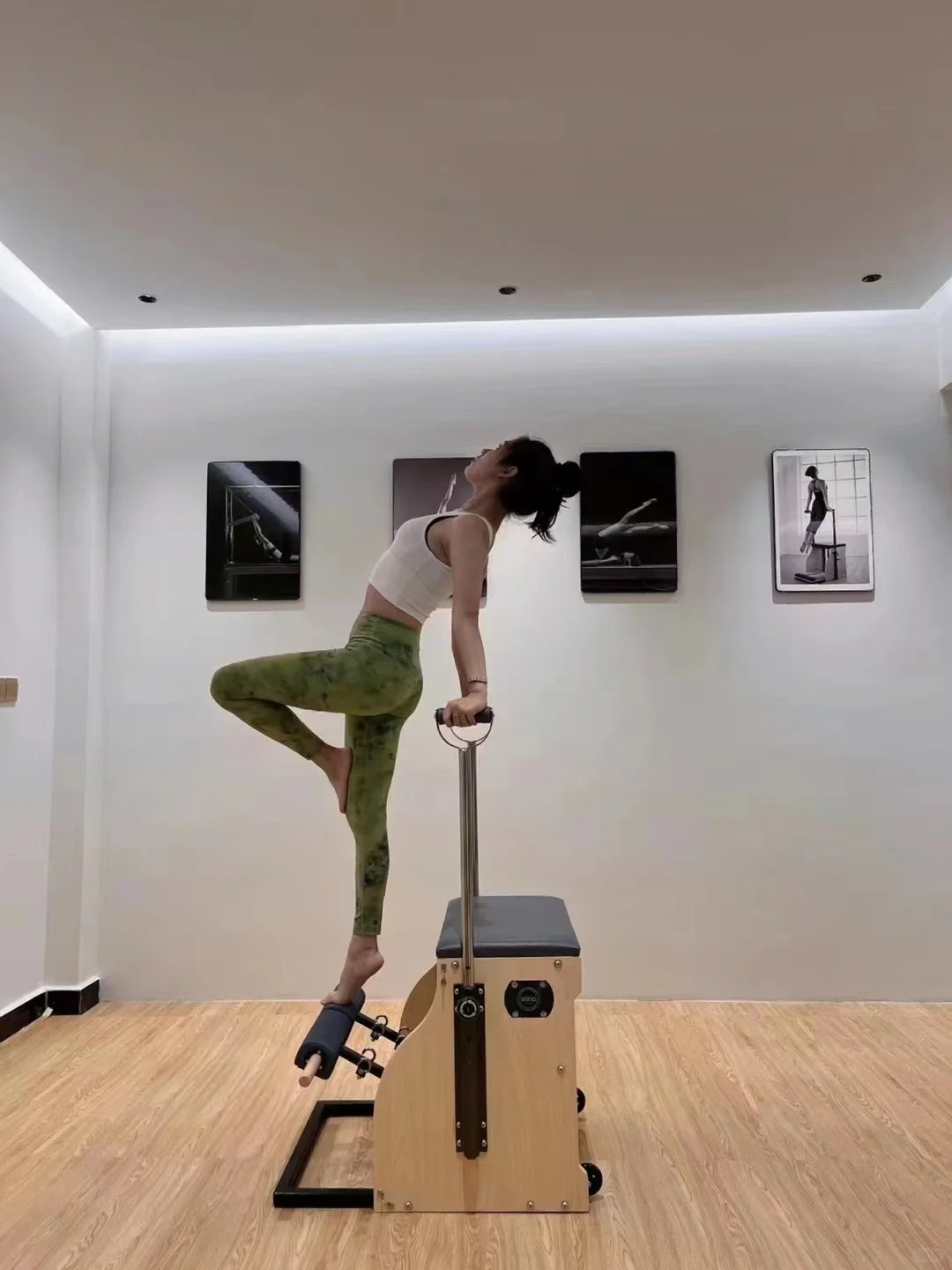 필라테스 공장 대형 장비 E30 안정적인 의자 요가 운 - Yoga Fitness Factory 리뷰 및 가격